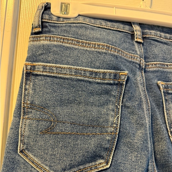 American Eagle High rise stretch mom jeans - Picture 11 of 12